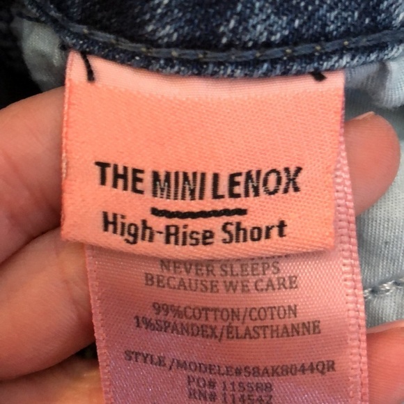 Blank NYC Girls Distressed Jean Shorts Size 8 in Like New Condition - Picture 5 of 6